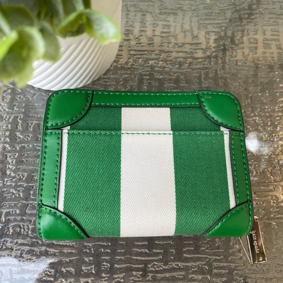 Kate Spade Traveler Even Stripe Jacquard Zip Card Case Wallet - EUC! - Picture 2 of 8